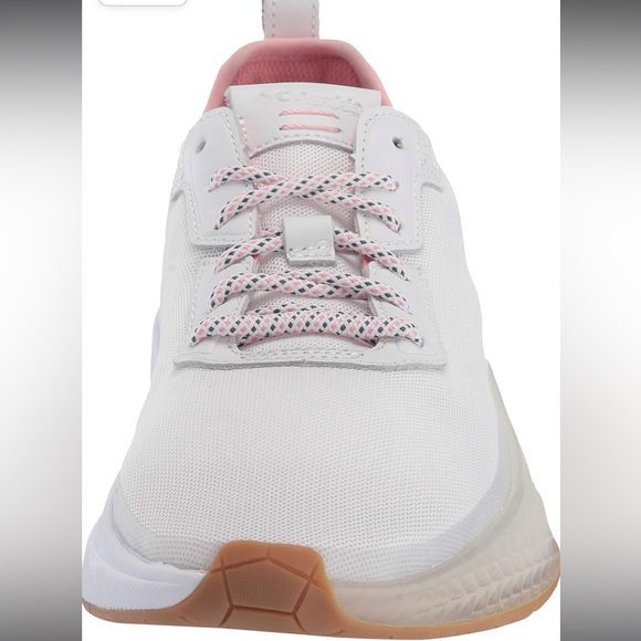 Woman’s Columbia PFG Low Drag Boat Shoes - Picture 8 of 9